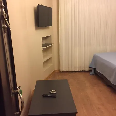 בית אירוח Kadikoy Mernat